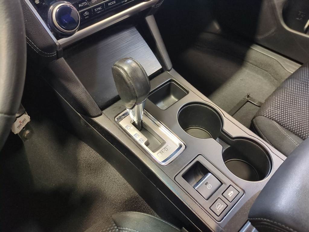 Thumbnail: 2019 Subaru Outback - 16