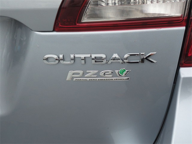 2015 Subaru Outback Limited 25