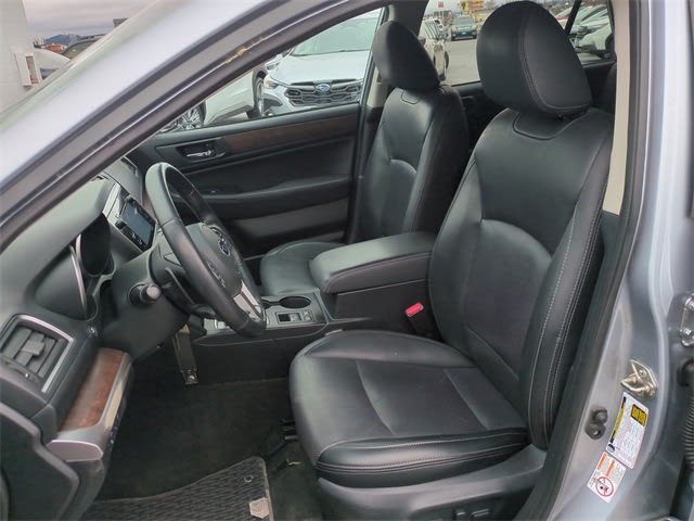 2015 Subaru Outback Limited 11