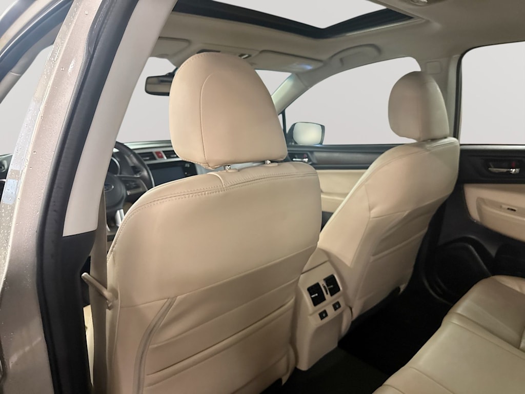 Thumbnail: 2017 Subaru Outback - 11