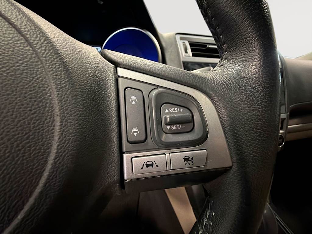 Thumbnail: 2017 Subaru Outback - 33