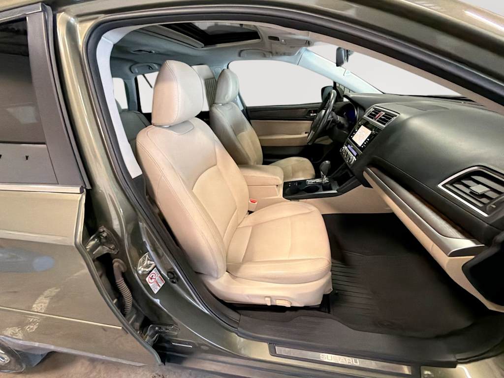 Thumbnail: 2017 Subaru Outback - 12