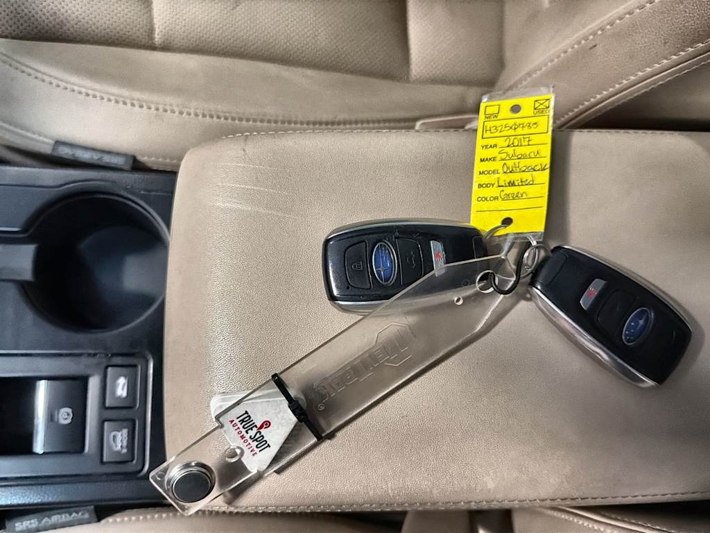 Thumbnail: 2017 Subaru Outback - 18