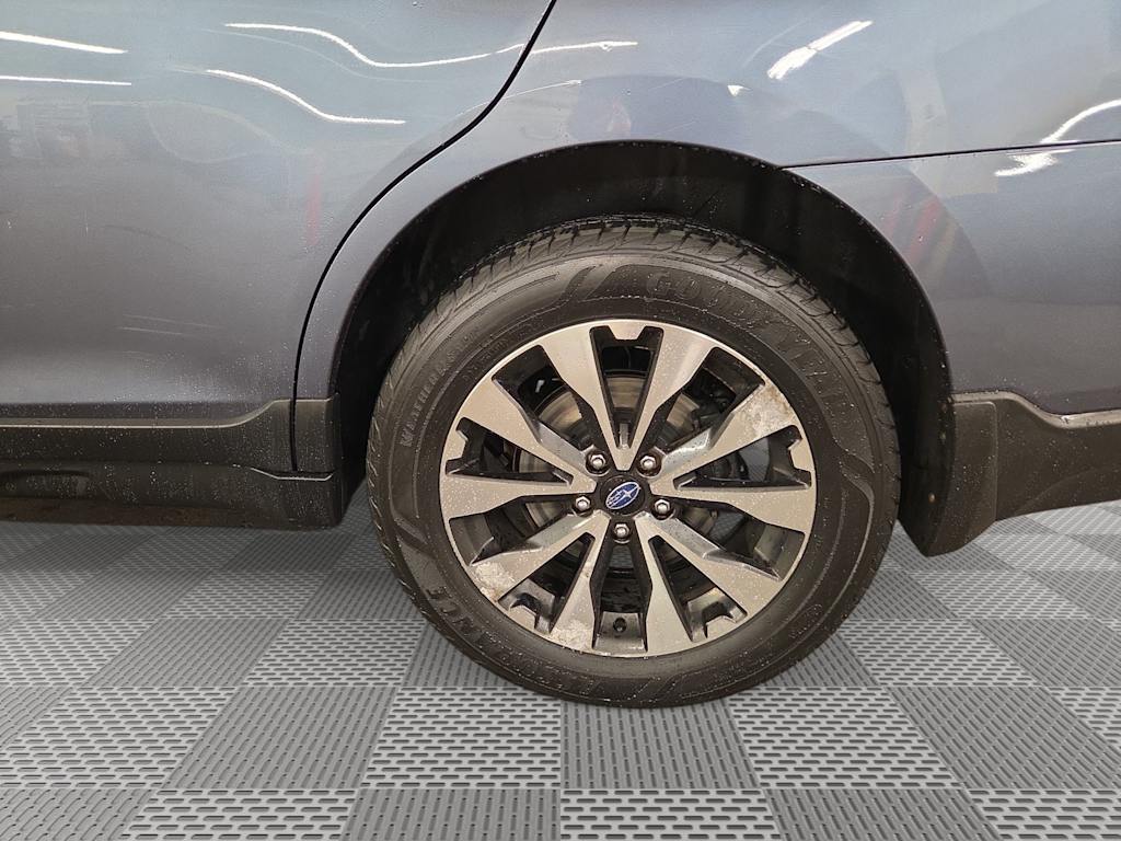 Thumbnail: 2017 Subaru Outback - 7