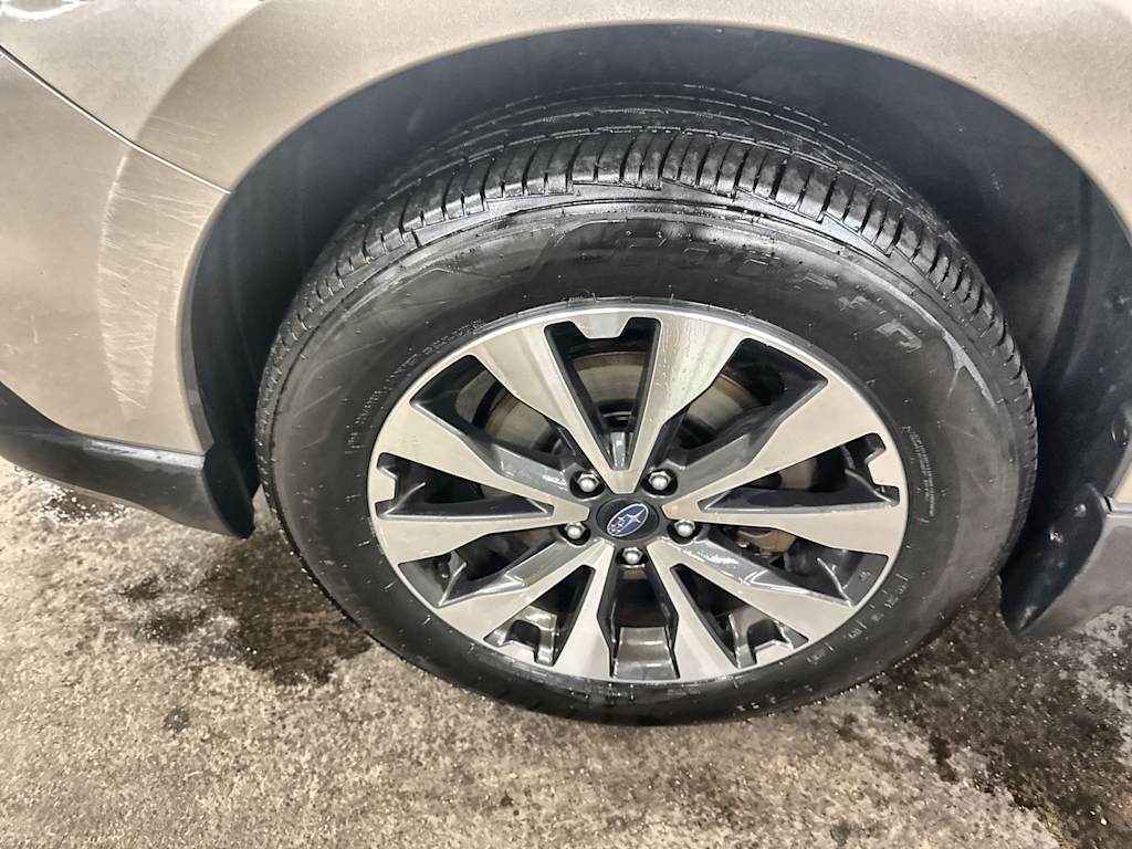 Thumbnail: 2017 Subaru Outback - 6