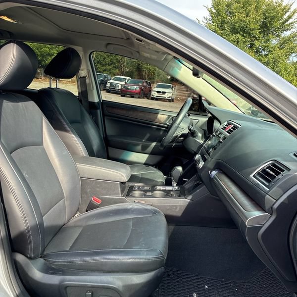 Thumbnail: 2017 Subaru Outback - 9