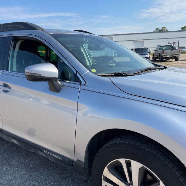Thumbnail: 2018 Subaru Outback - 8