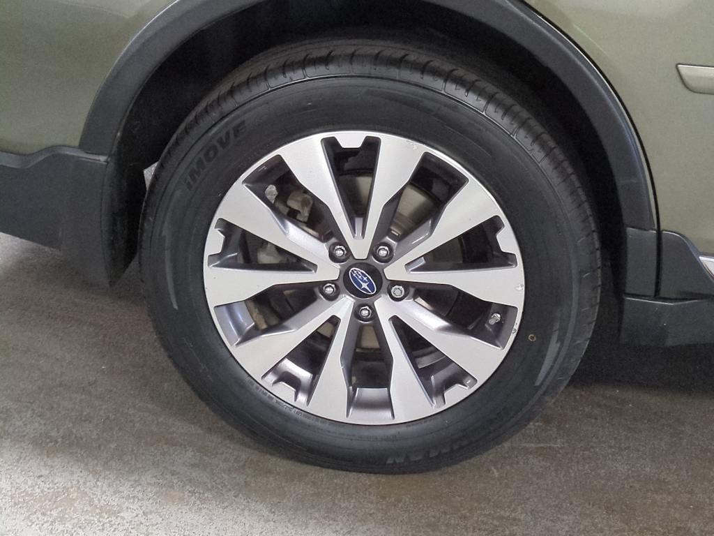 Thumbnail: 2018 Subaru Outback - 8