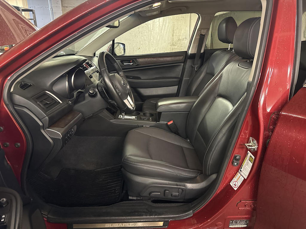 Thumbnail: 2015 Subaru Outback - 10