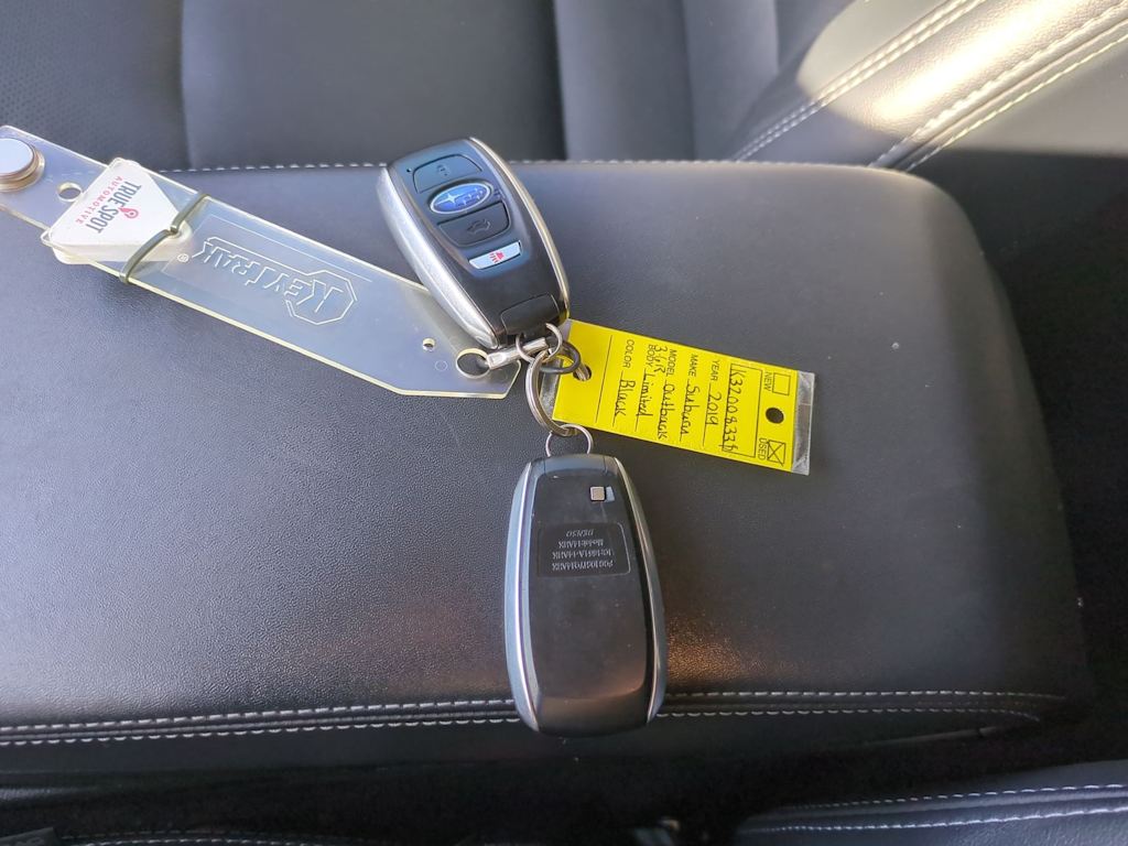 Thumbnail: 2019 Subaru Outback - 18