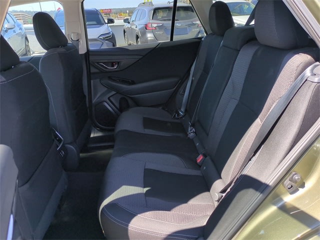 2024 Subaru Outback Premium 28