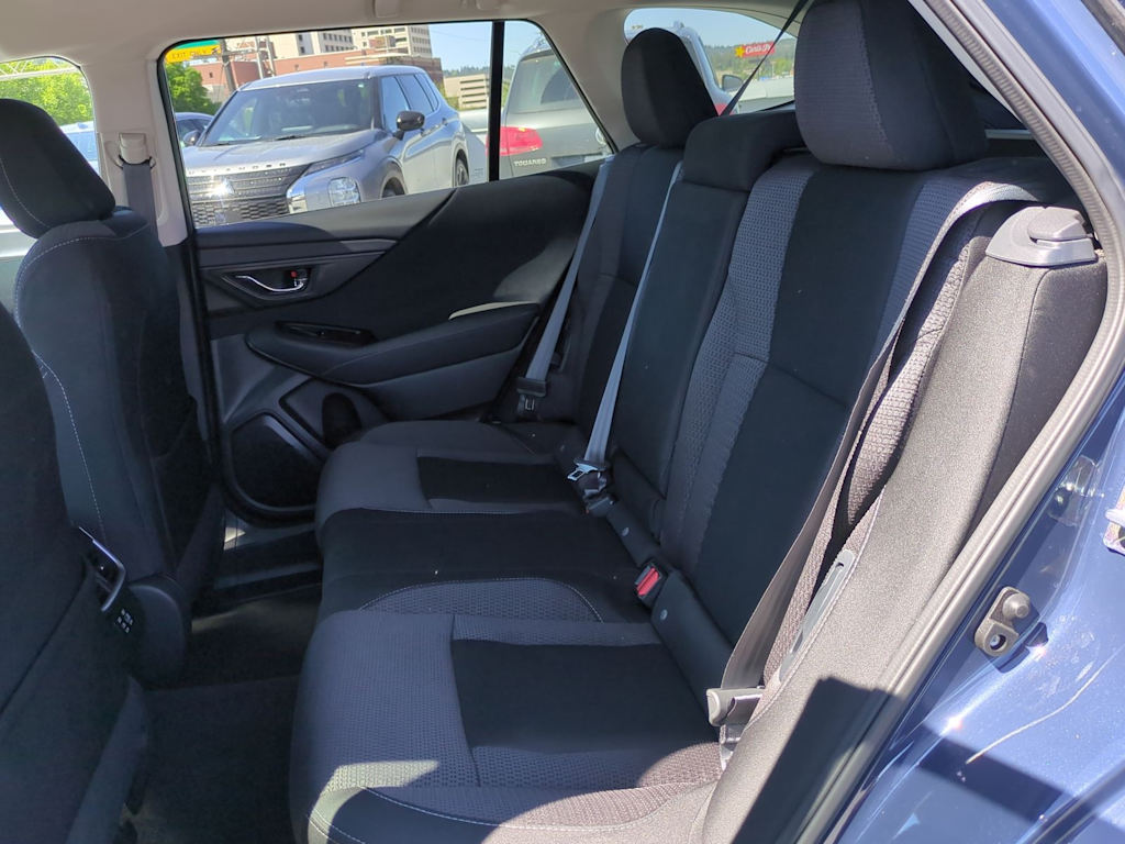 2024 Subaru Outback Premium 27