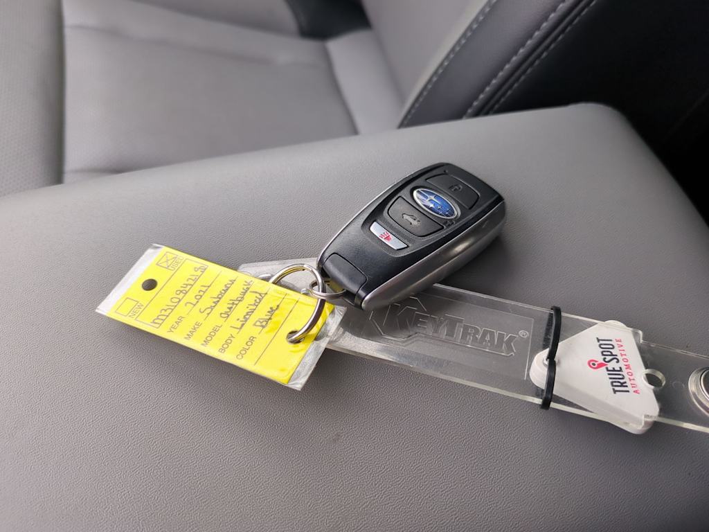 Thumbnail: 2021 Subaru Outback - 18