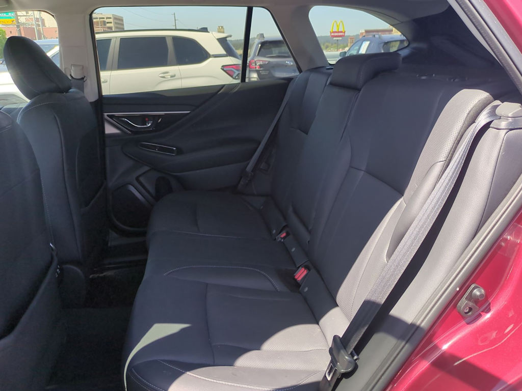 2022 Subaru Outback Limited 28