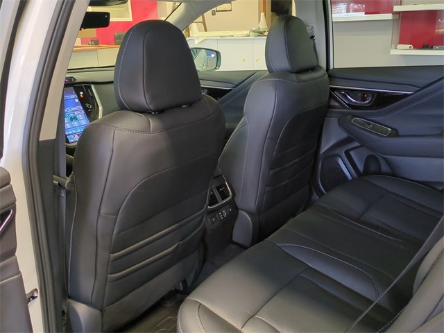 2025 Subaru Outback Touring 13