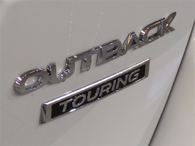 2025 Subaru Outback Touring 26