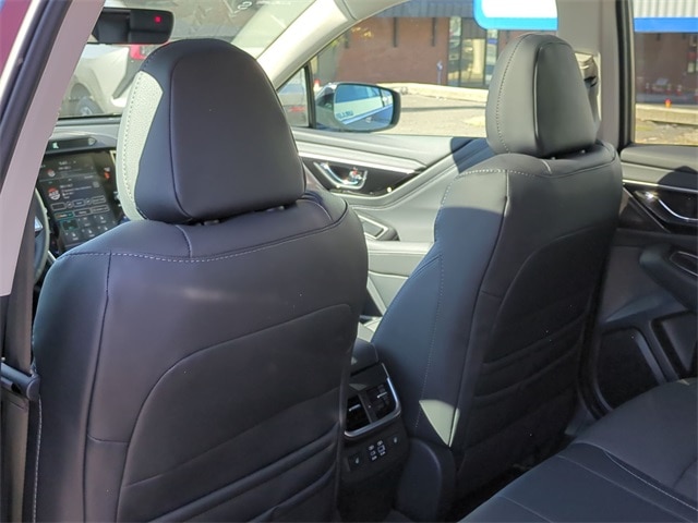 2025 Subaru Outback Limited 12