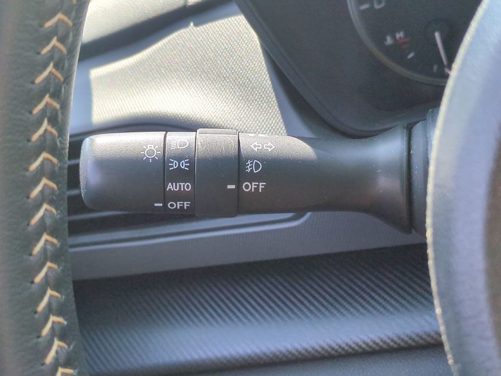 2024 Subaru Crosstrek Sport 34