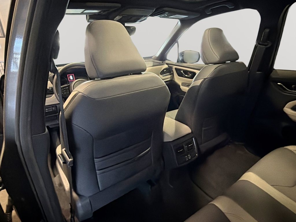 Thumbnail: 2026 Subaru Forester - 11