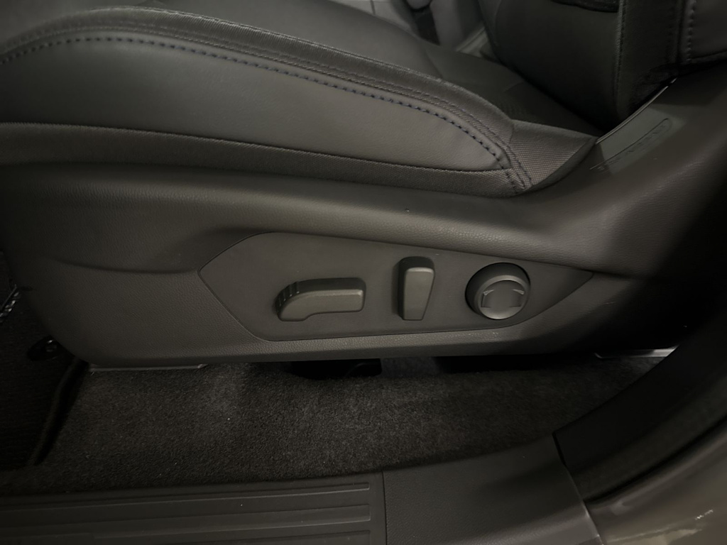 Thumbnail: 2026 Subaru Forester - 24