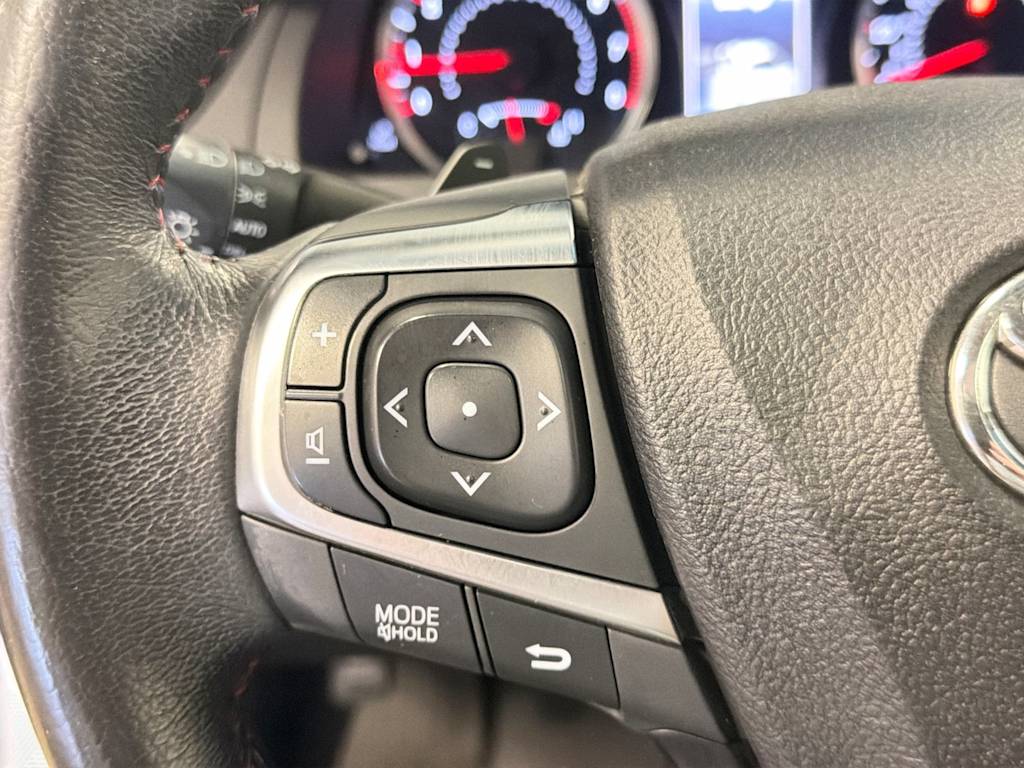 Thumbnail: 2017 Toyota Camry - 33