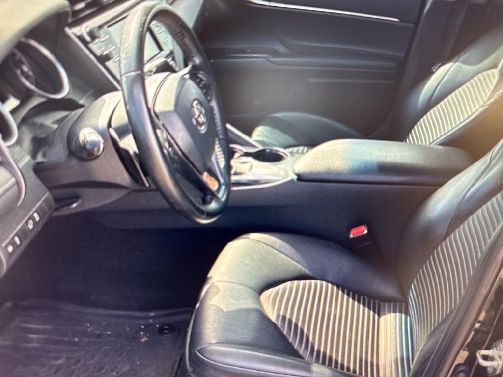 Thumbnail: 2020 Toyota Camry - 9