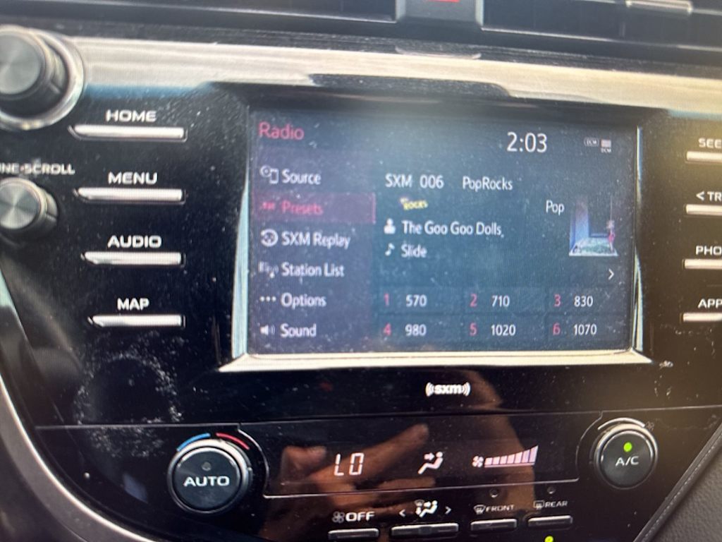 Thumbnail: 2020 Toyota Camry - 12