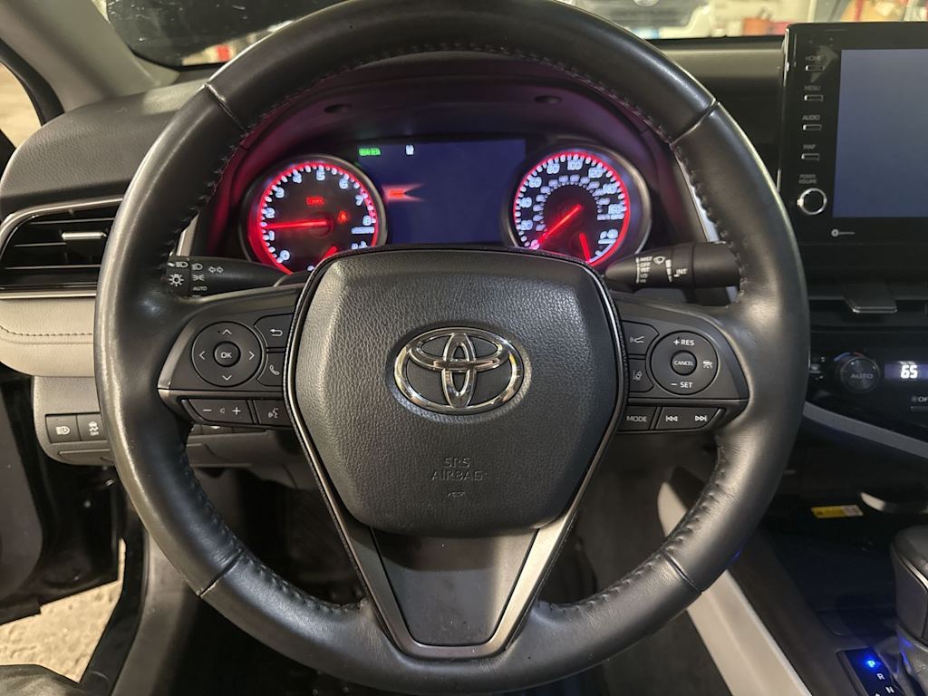 Thumbnail: 2022 Toyota Camry - 7