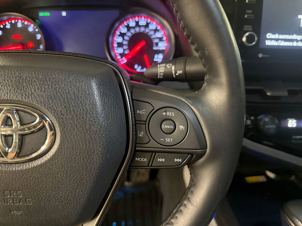 Thumbnail: 2022 Toyota Camry - 28