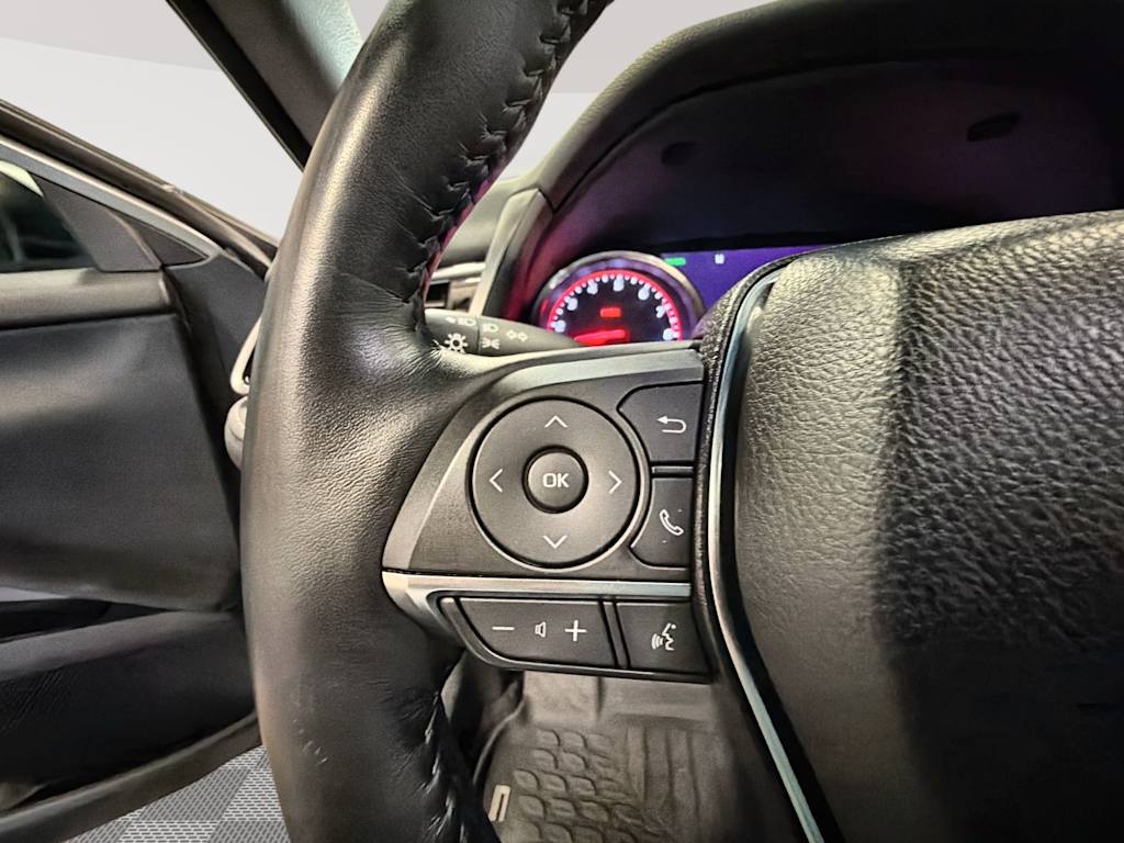 Thumbnail: 2020 Toyota Camry - 33