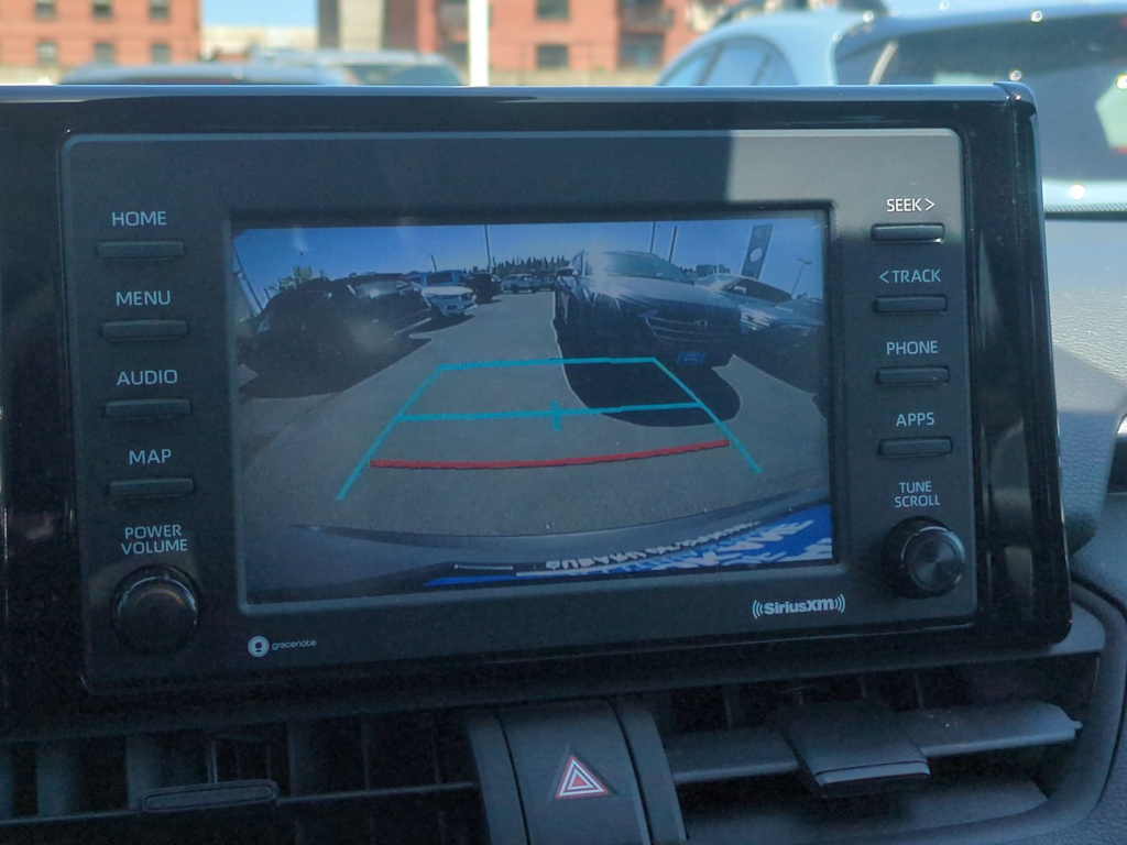2022 Toyota RAV4 XLE 33