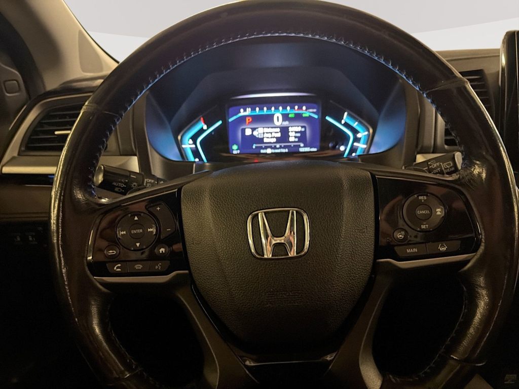 Thumbnail: 2018 Honda Odyssey - 28