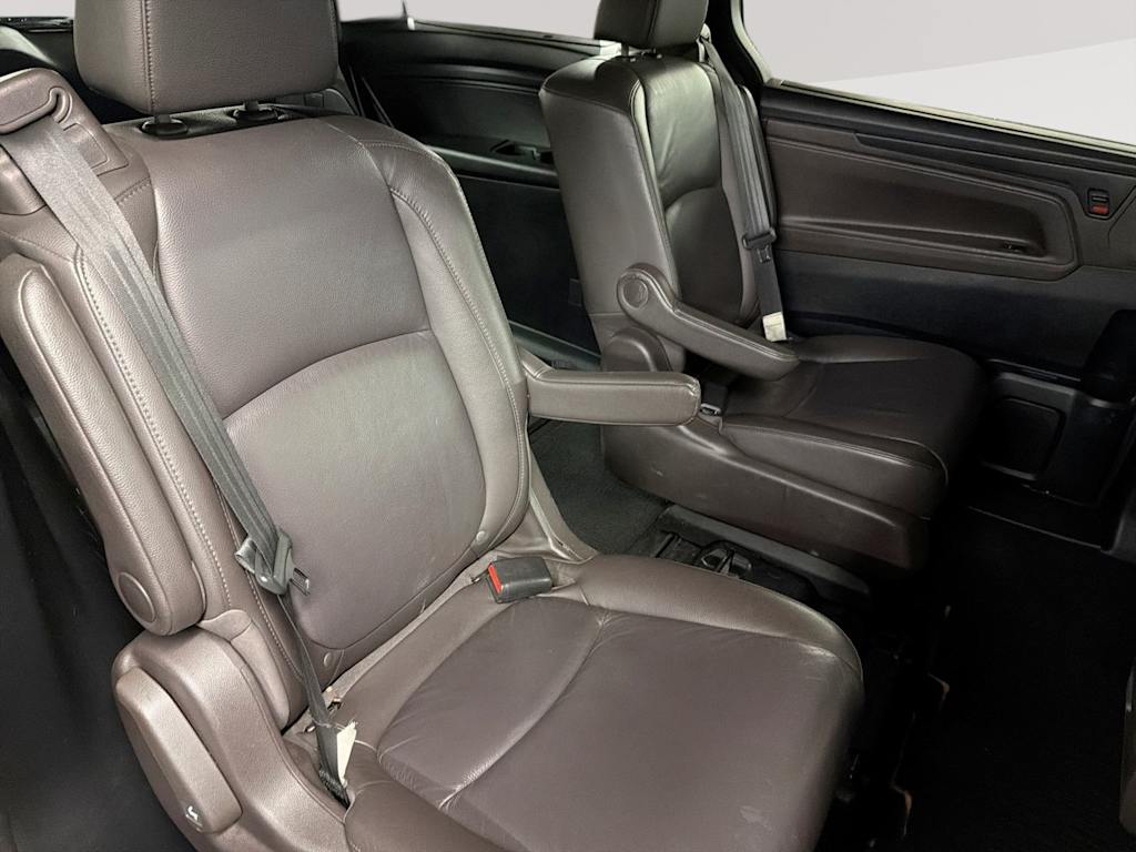 Thumbnail: 2018 Honda Odyssey - 25