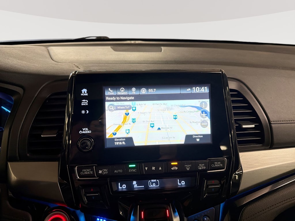 Thumbnail: 2018 Honda Odyssey - 11