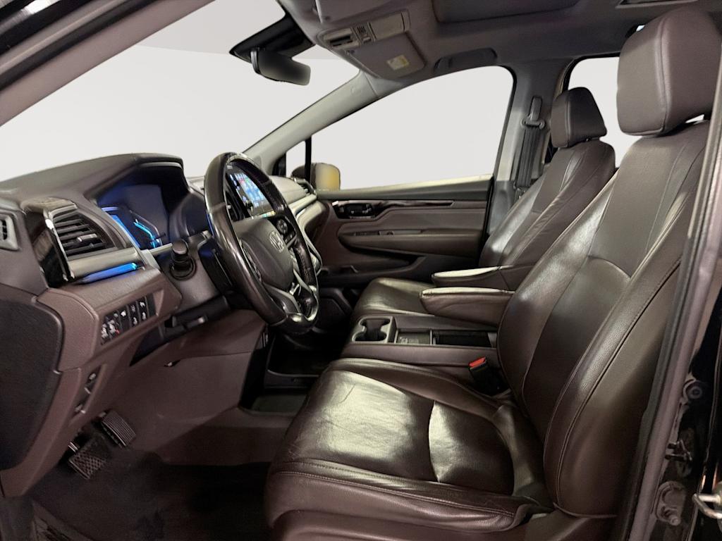 Thumbnail: 2018 Honda Odyssey - 8