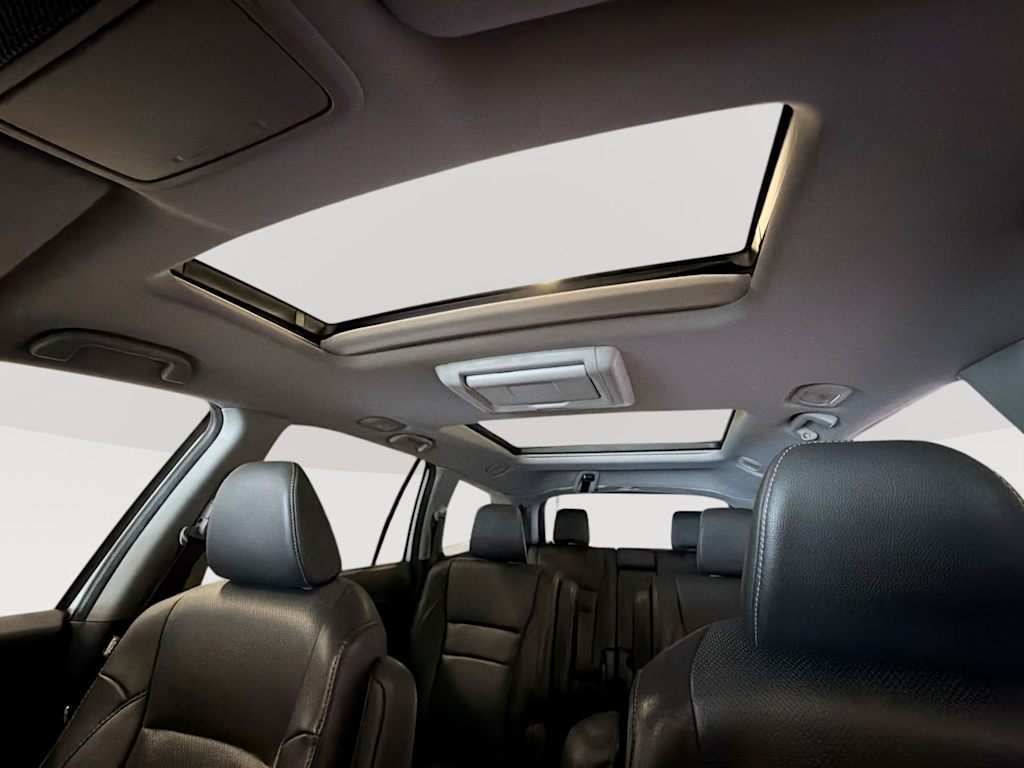 Thumbnail: 2016 Honda Pilot - 28