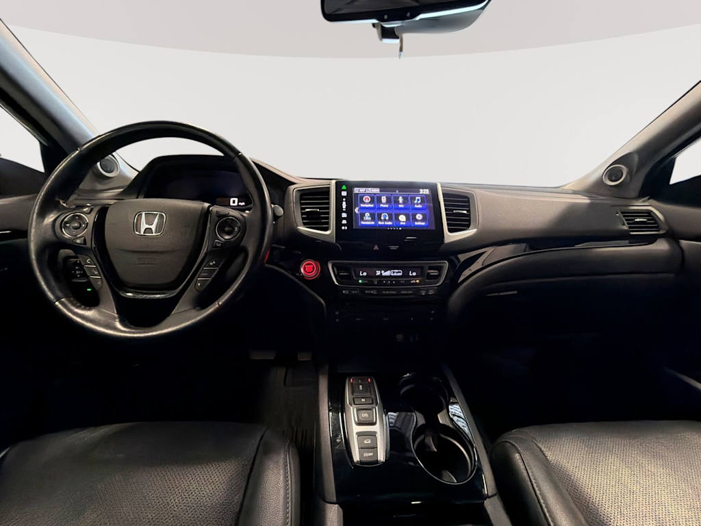 Thumbnail: 2016 Honda Pilot - 2