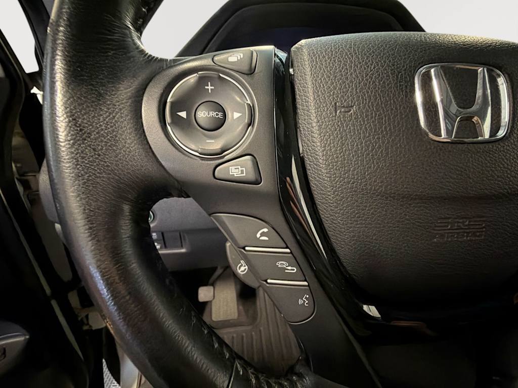 Thumbnail: 2016 Honda Pilot - 32