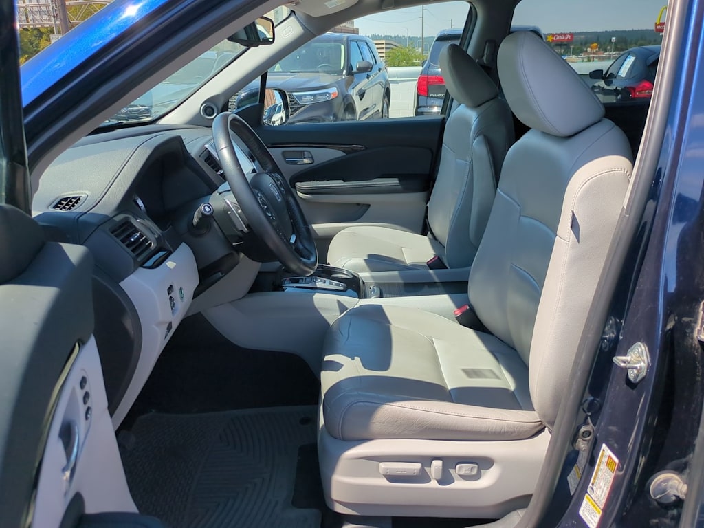 Thumbnail: 2016 Honda Pilot - 10