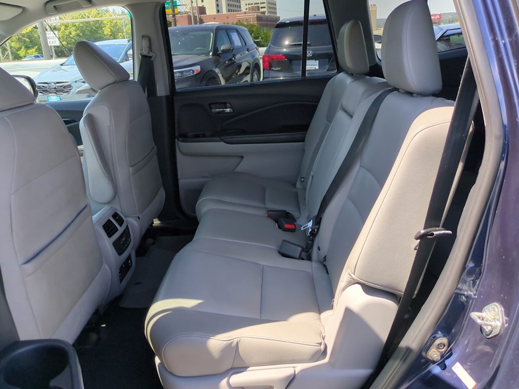 Thumbnail: 2016 Honda Pilot - 27