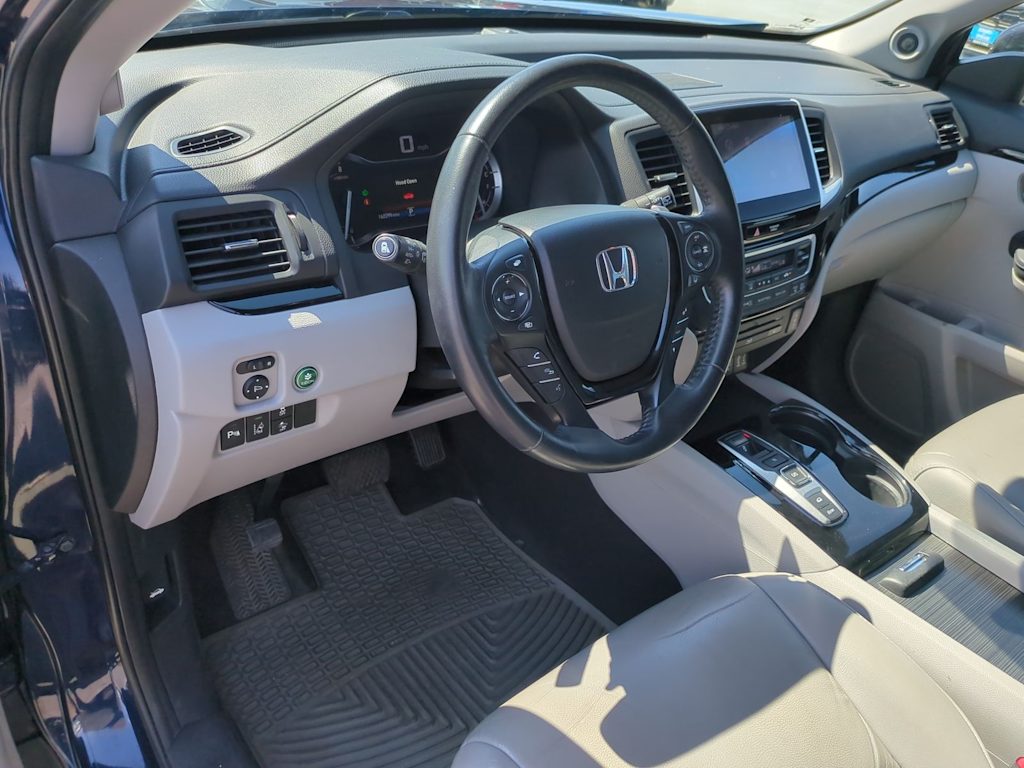 Thumbnail: 2016 Honda Pilot - 2