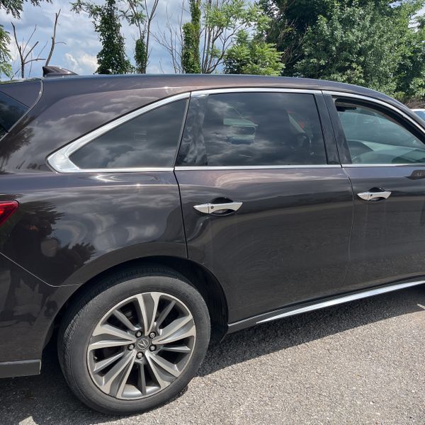 Thumbnail: 2017 Acura MDX - 18