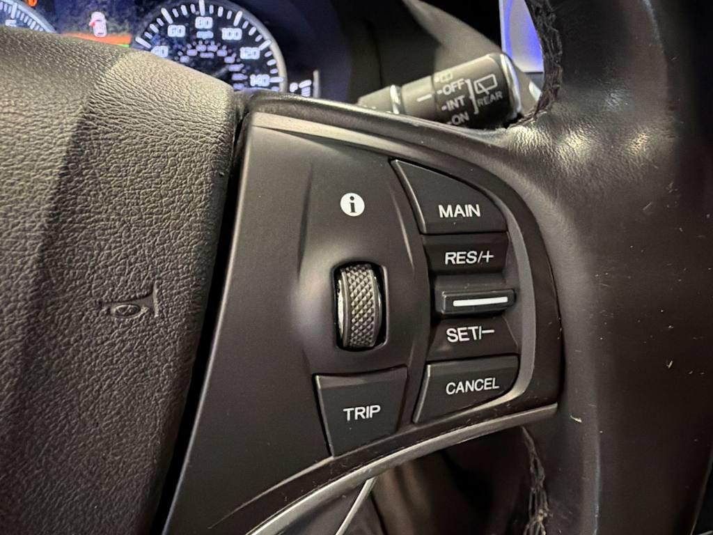Thumbnail: 2017 Acura MDX - 32