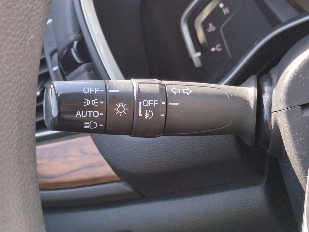 2017 Honda CR-V EX 32