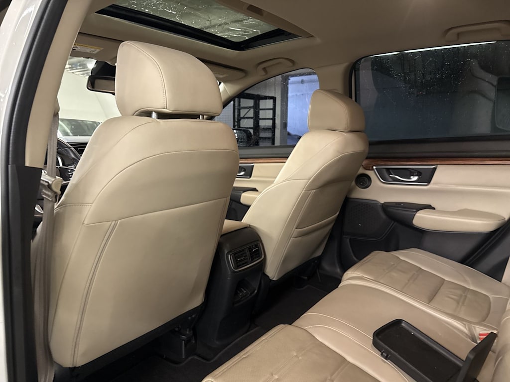 2017 Honda CR-V Touring - Photo 12