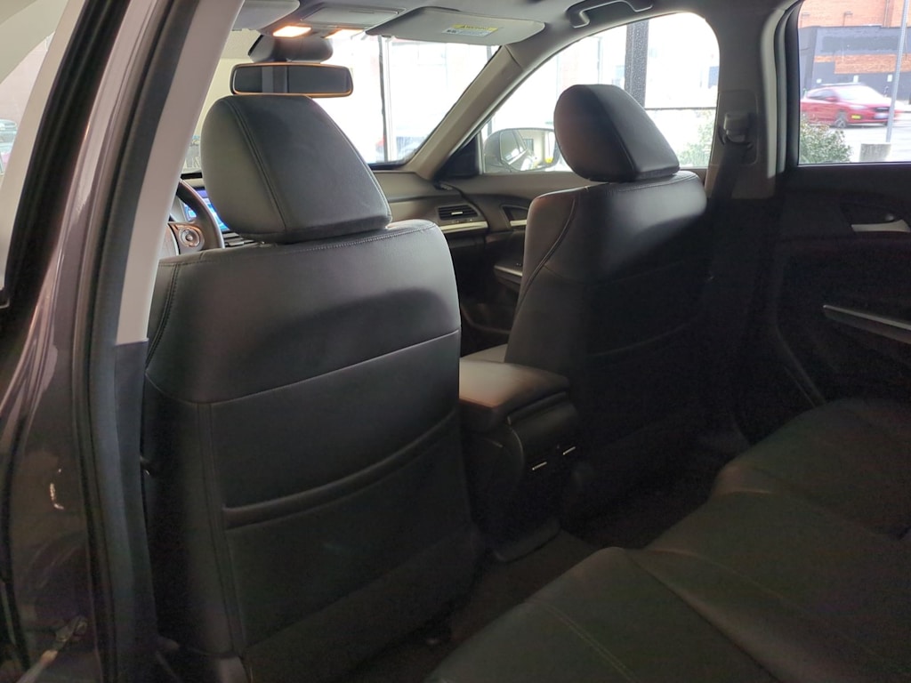 Thumbnail: 2015 Honda Crosstour - 12