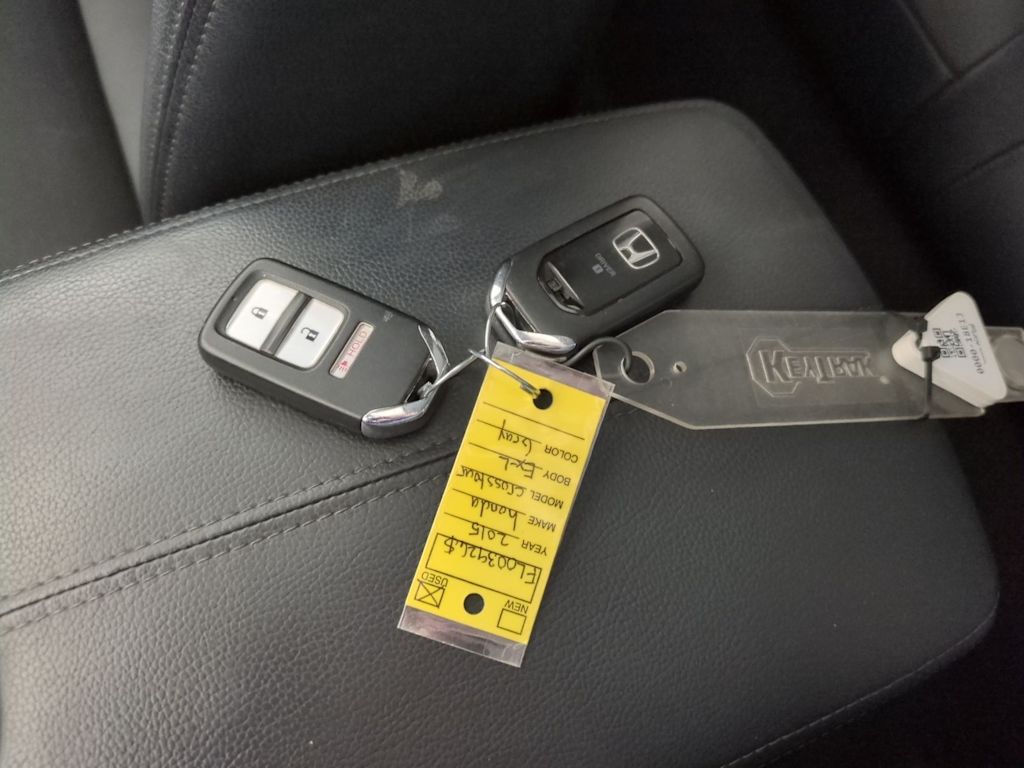 Thumbnail: 2015 Honda Crosstour - 17