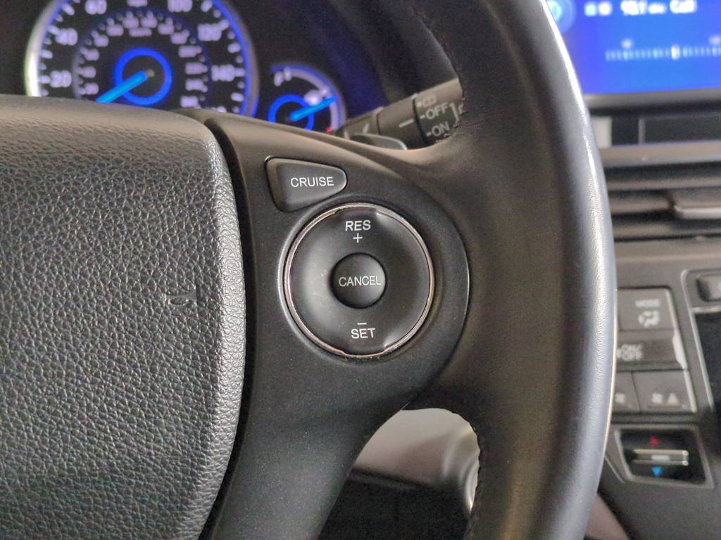 Thumbnail: 2015 Honda Crosstour - 30