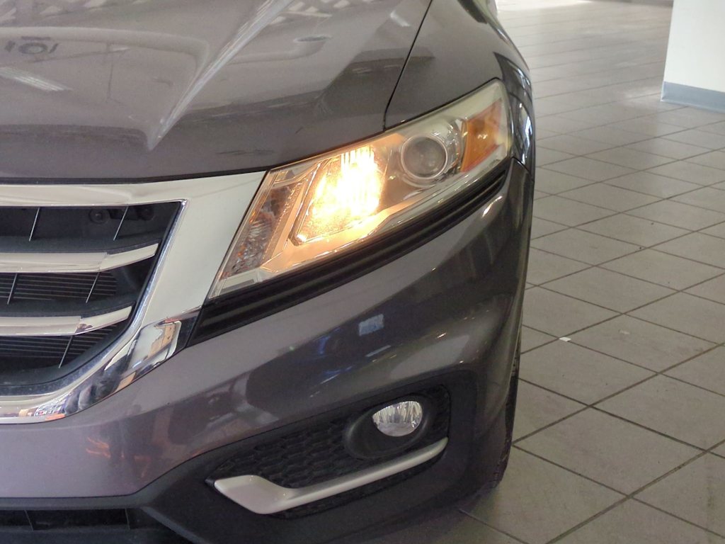 Thumbnail: 2015 Honda Crosstour - 23