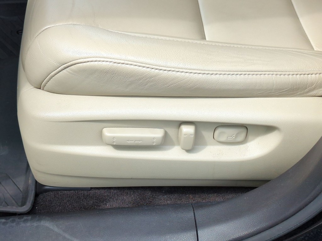 Thumbnail: 2018 Acura MDX - 26